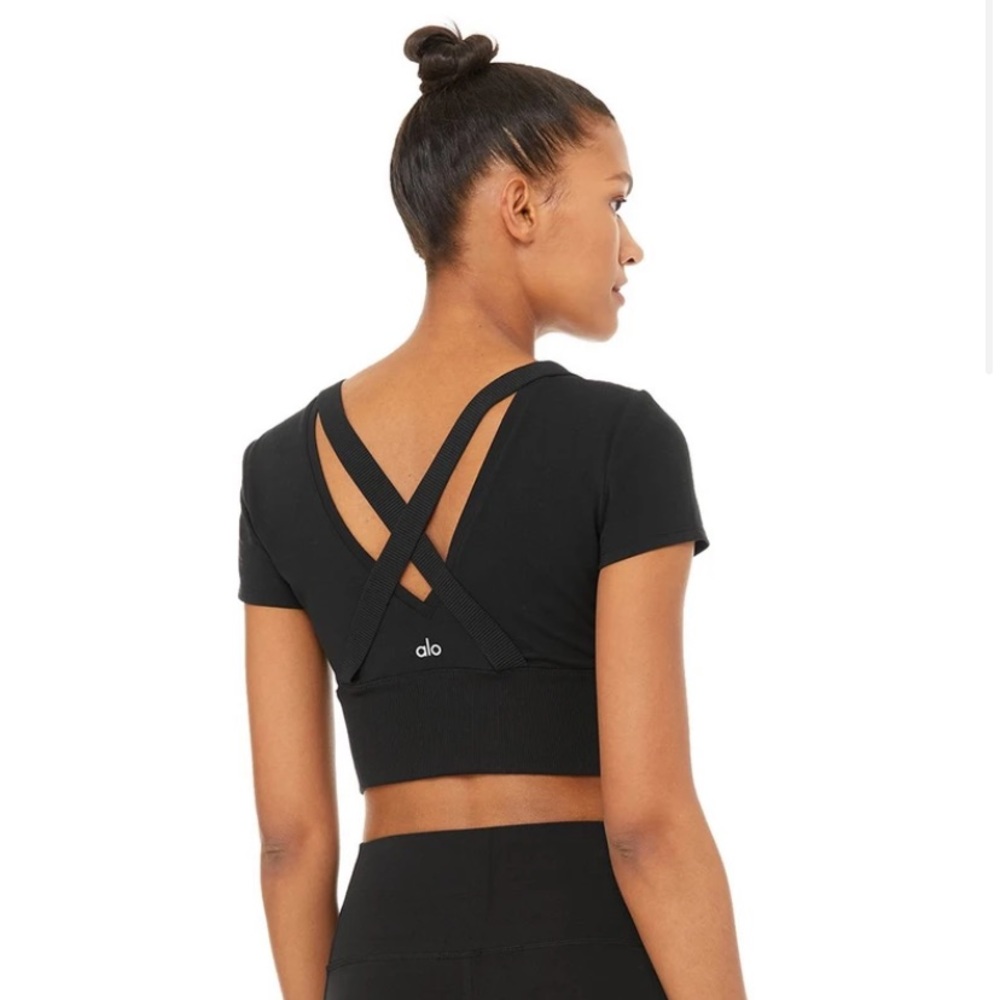 NWT ALO Revolve Crop Tee - Picture 2 of 6